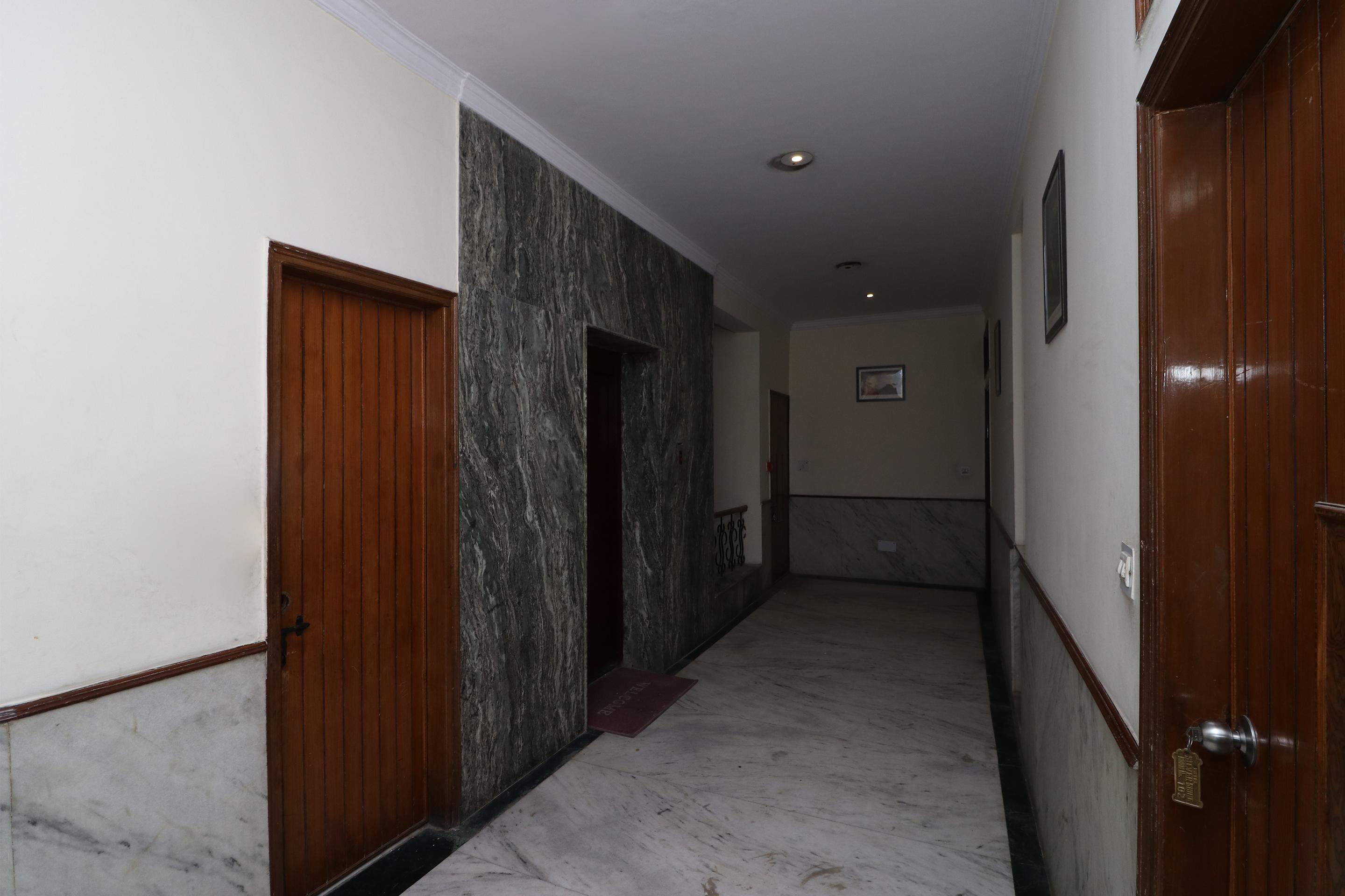 Adb Rooms Hotel Silver Shine Νέο Δελχί Εξωτερικό φωτογραφία